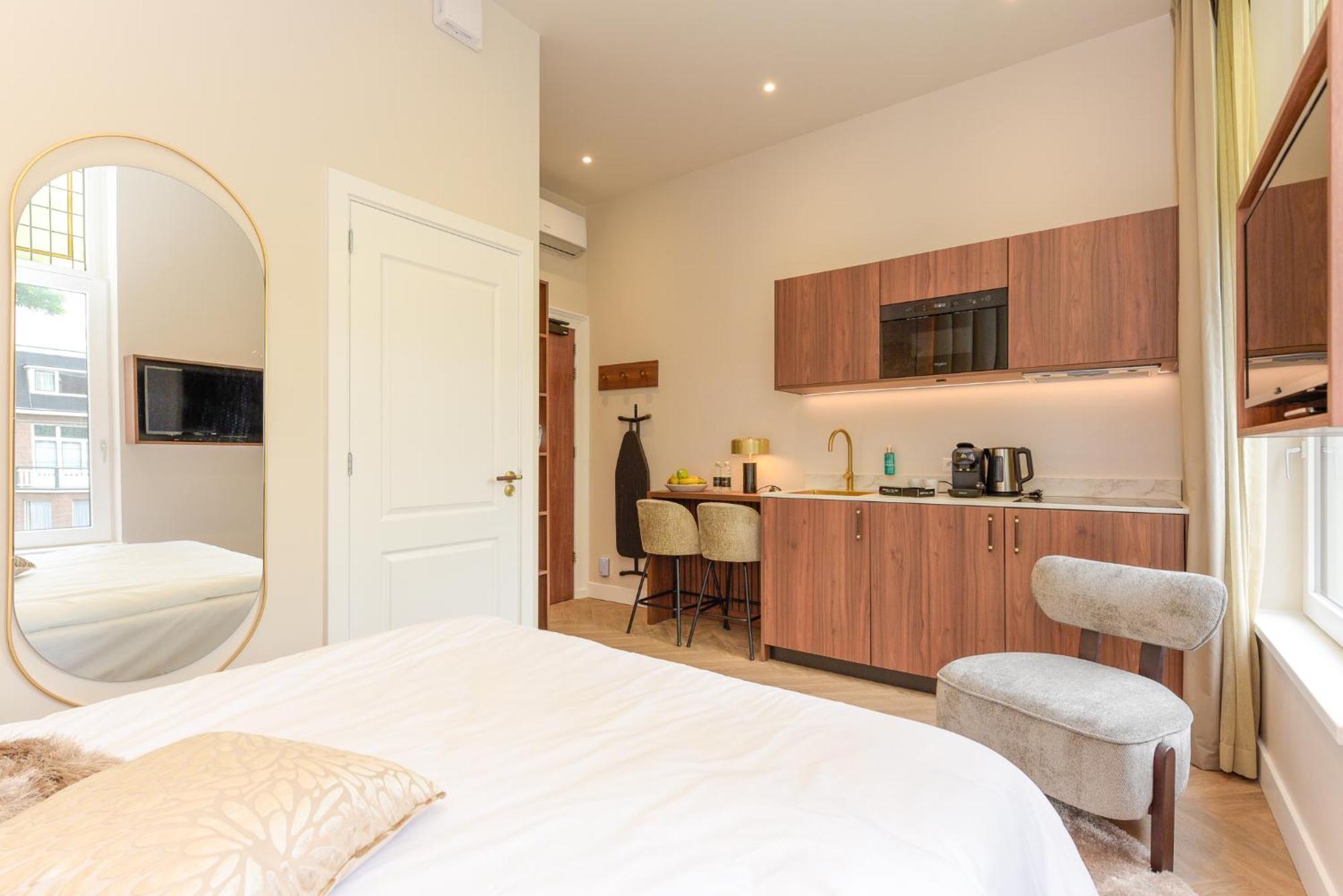 Novallure Villa Margaretha - Short Stay Apartments Rijswijk Esterno foto